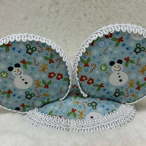 Disney Winter/ Christmas HANDMADE Mouse Ear Hat/ Fascinator Hat - Picture 2 of 3
